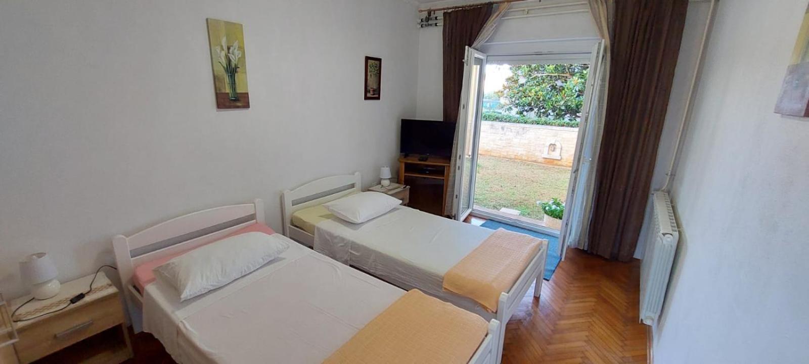 אומאג Apartment Kraljevic מראה חיצוני תמונה