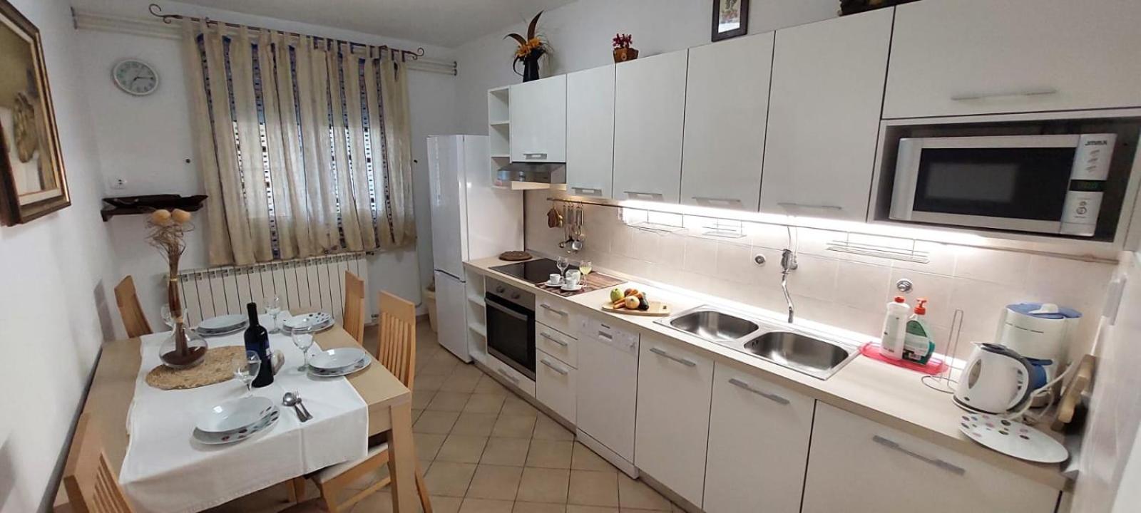 אומאג Apartment Kraljevic מראה חיצוני תמונה