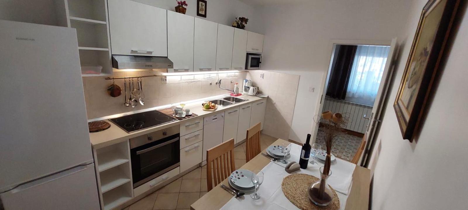 אומאג Apartment Kraljevic מראה חיצוני תמונה